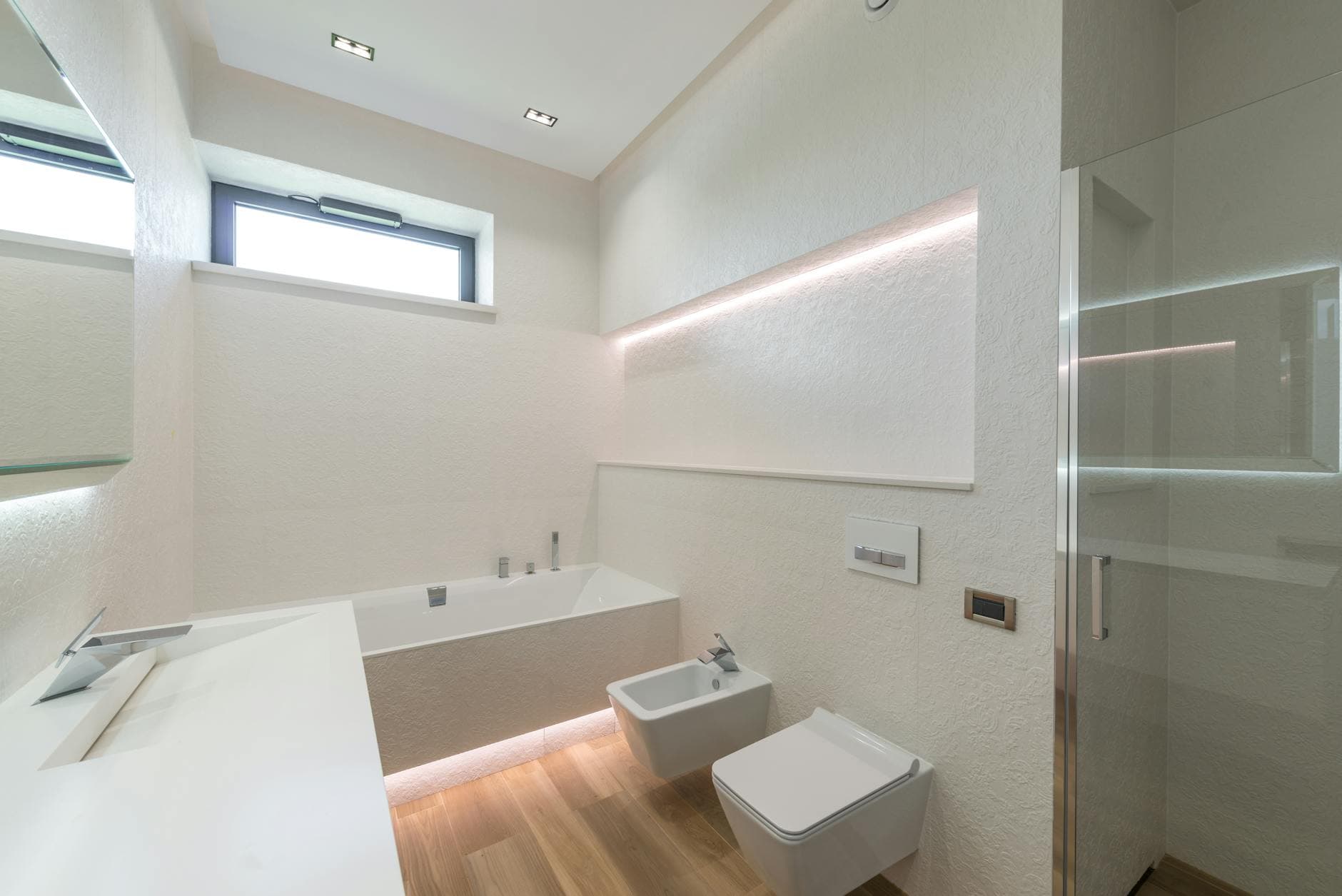Badeværelsesrenoveringer i Marbella: Design og Stil